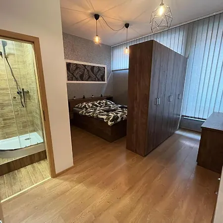 Tajemstvi Lucy Пльзень